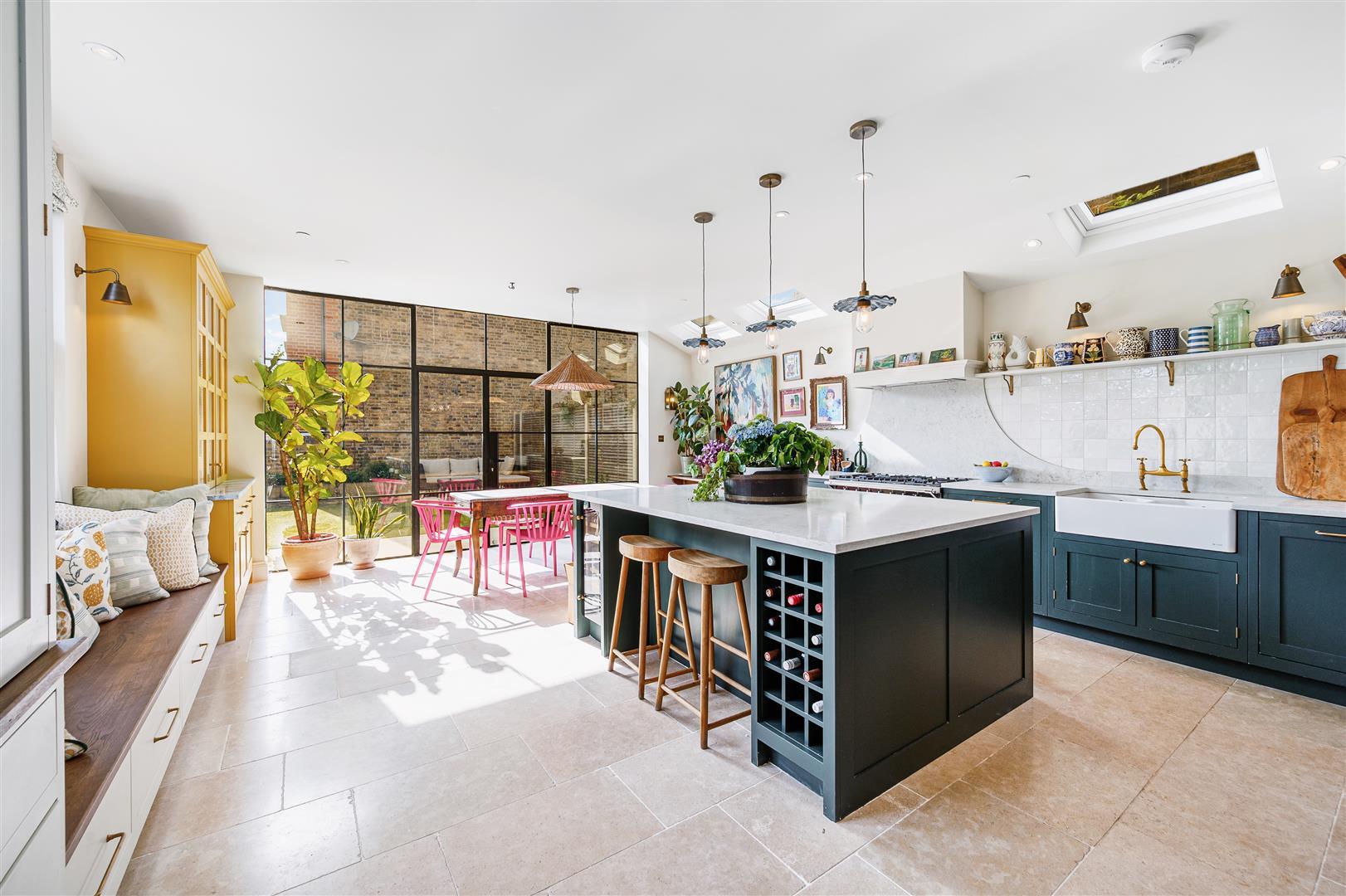 Property Image f7e6c913-f424-4714-8017-2d335fecfa9a