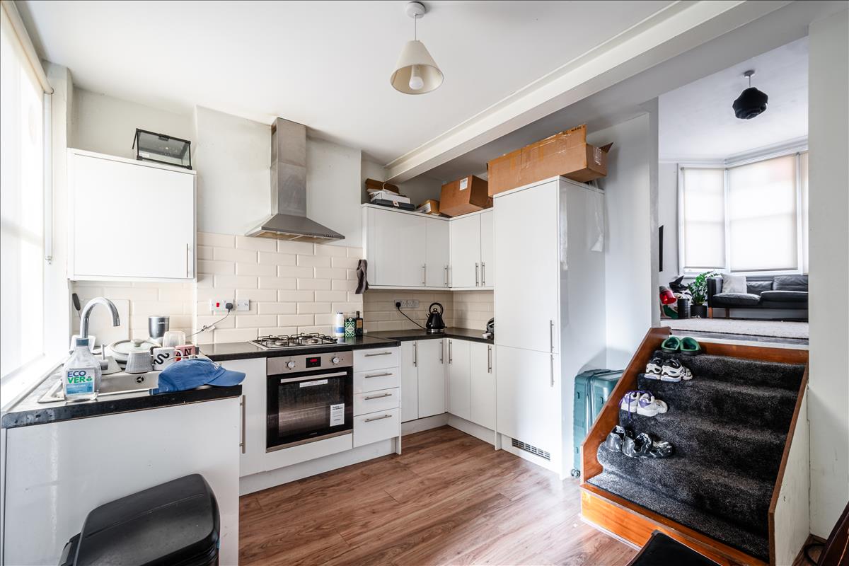 56 Clissold Crescent, Stoke Newington, N16 9AT