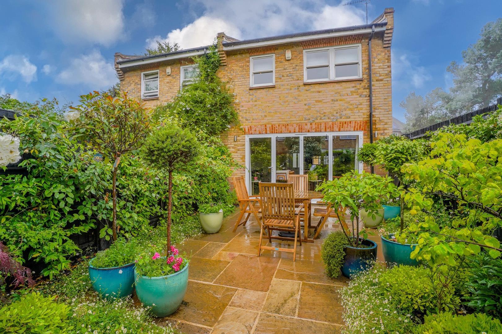 Property Image f8022576-6560-452d-bf08-12f38764efc9