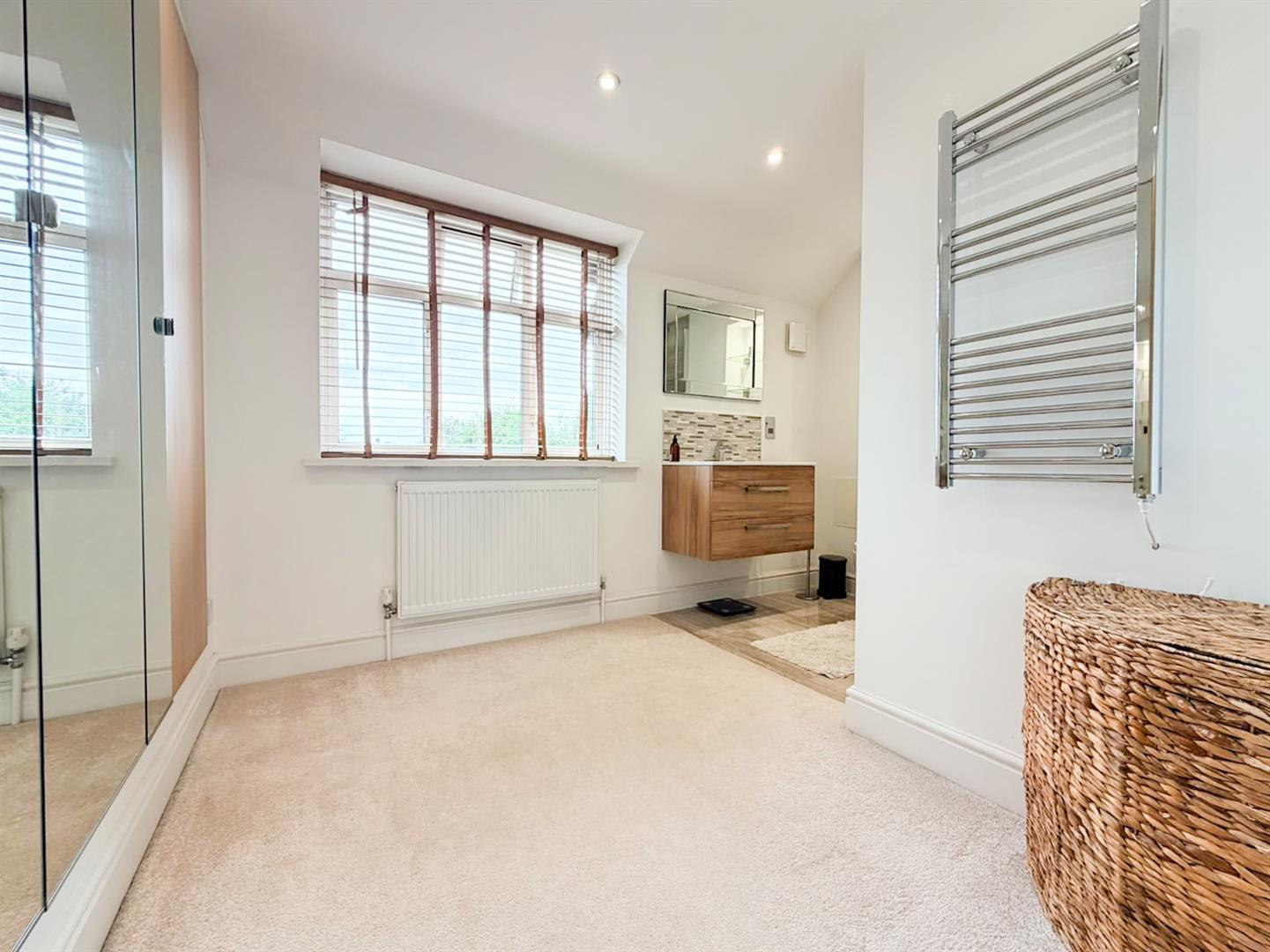 Property Image f8059698-009c-4cec-81c8-3d33b4051cb6