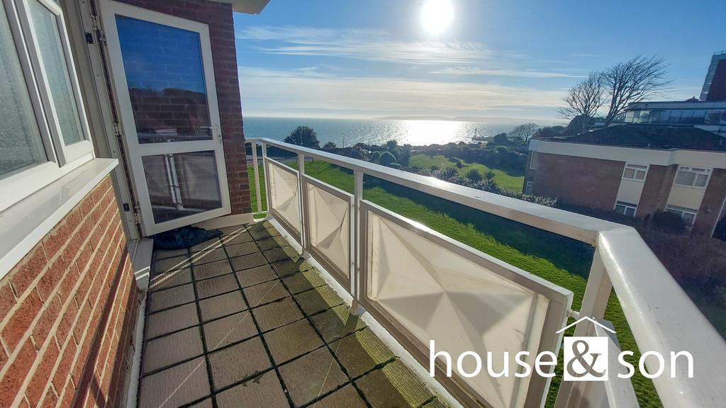 Property Image f80d12ea-ec91-4130-8582-75904059f056