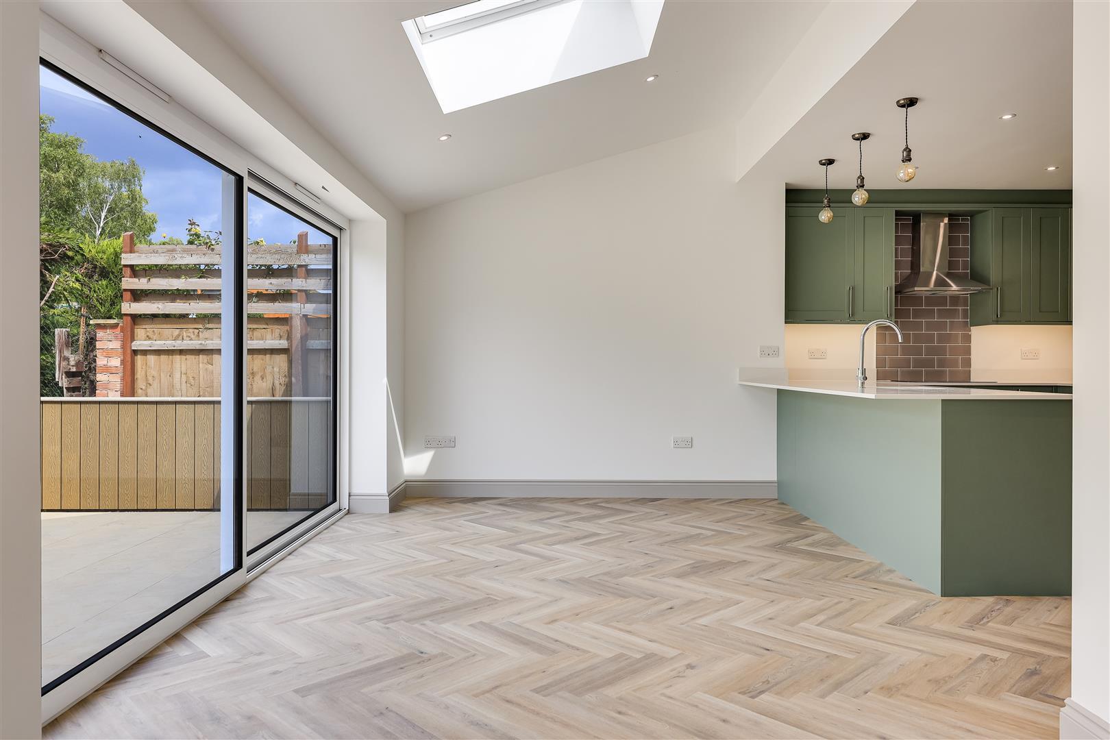 Property Image f81ffc38-4f1e-4d49-8587-ce289661d2cf