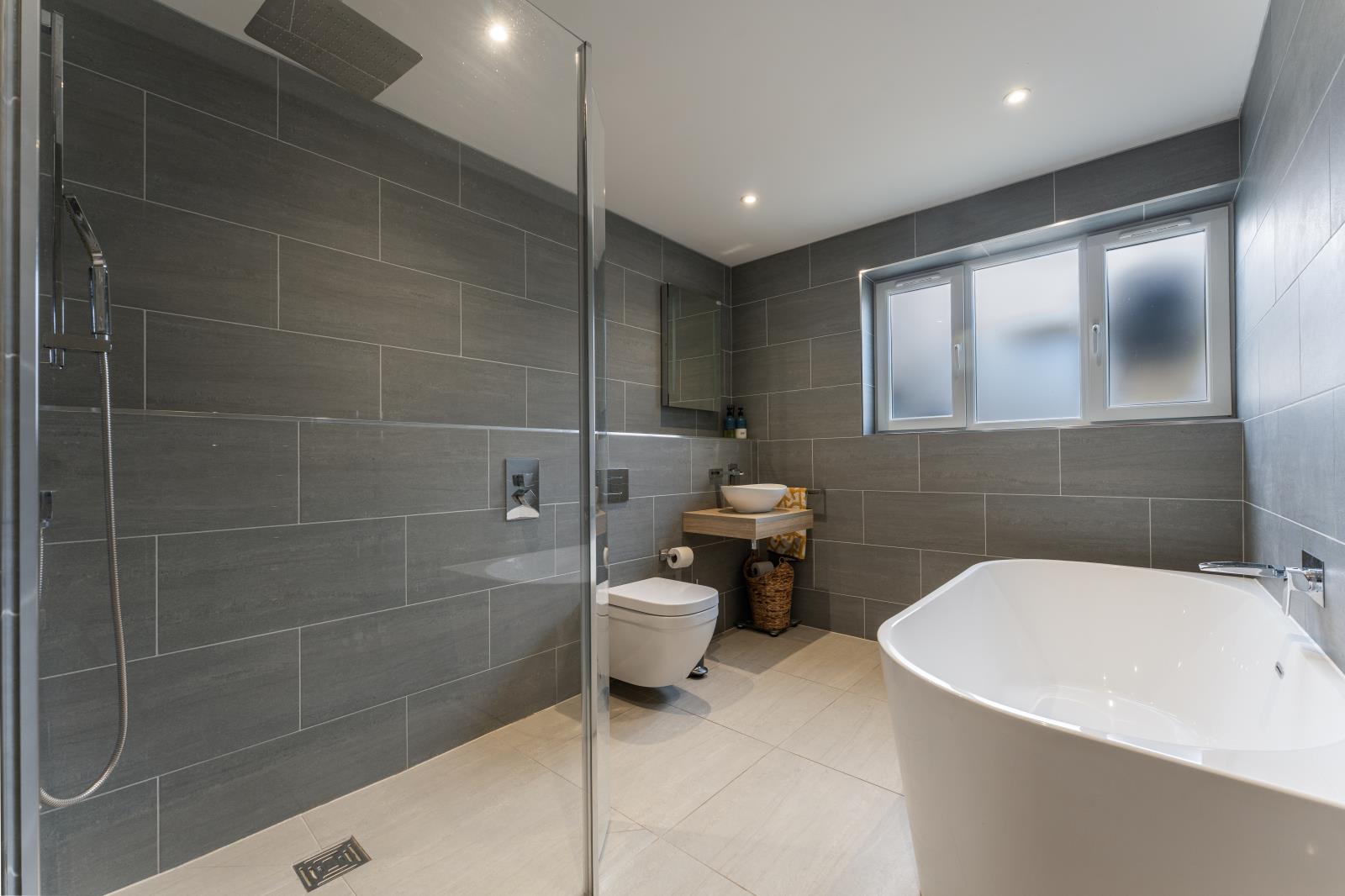 Property Image f8218468-00cc-452e-8e71-f4e26c273448