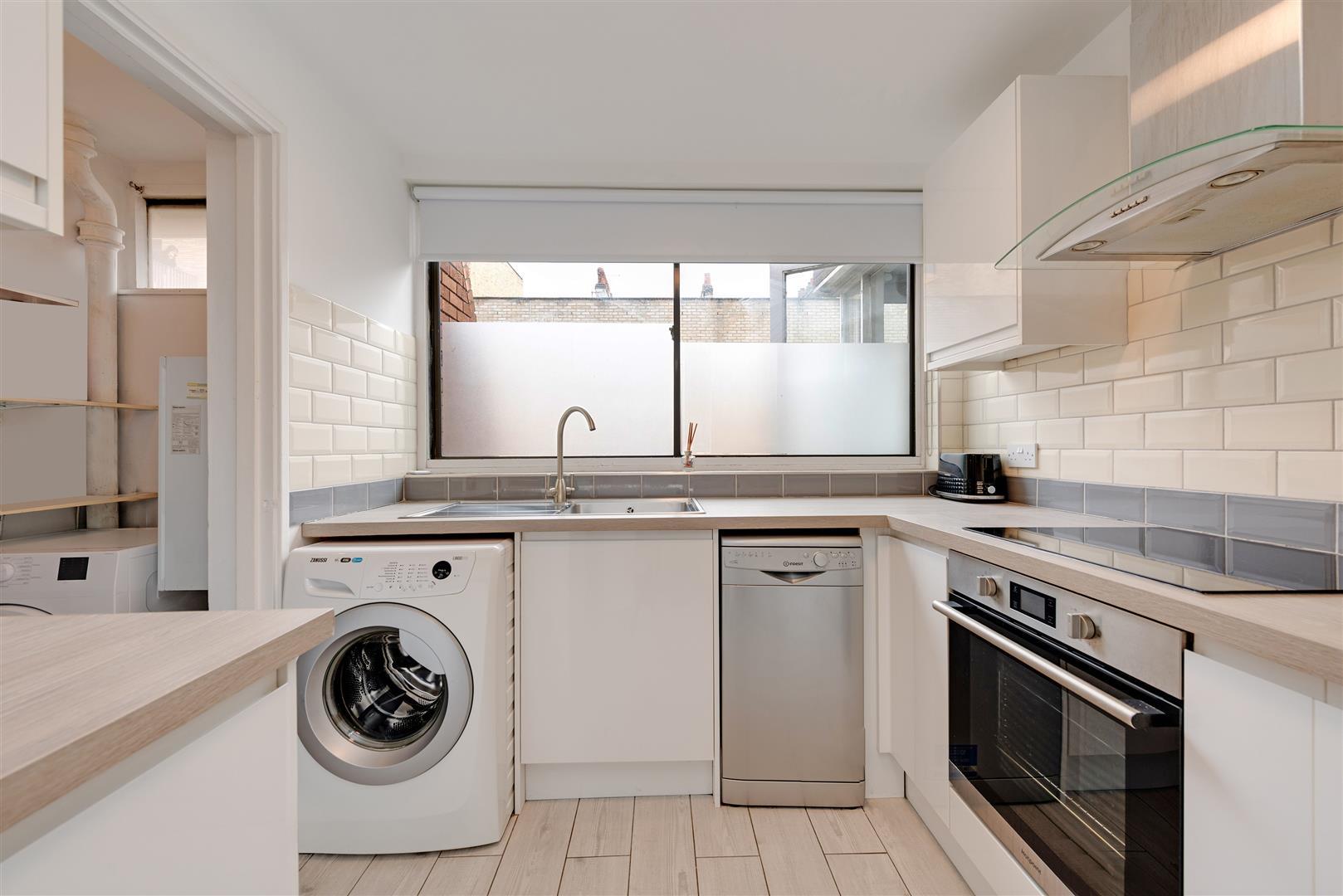 Property Image f8266c4d-6ef1-4298-8c91-9c61ae52ab3a