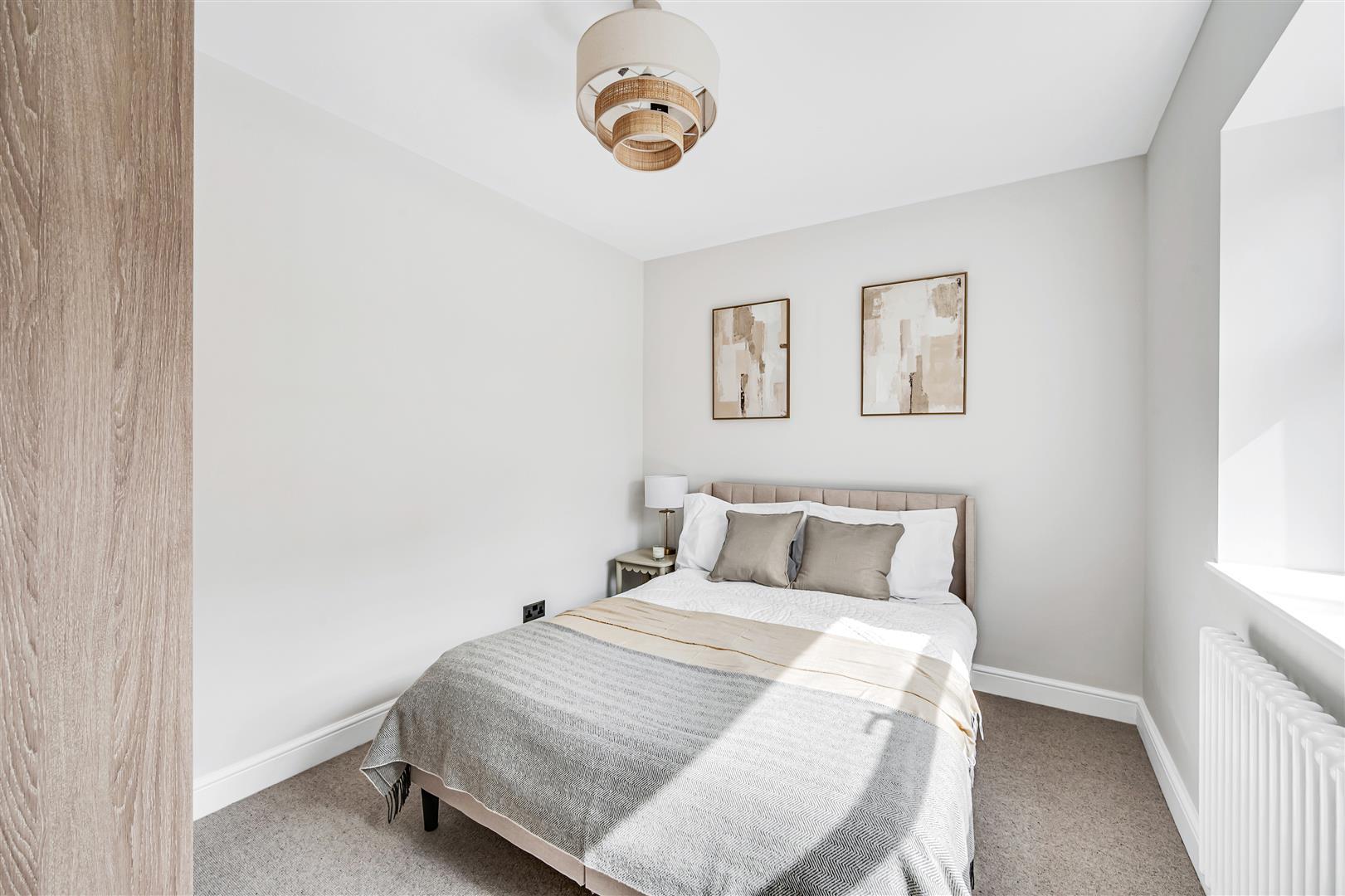 Property Image f827a5a4-0476-4132-bad2-93868e7fe978