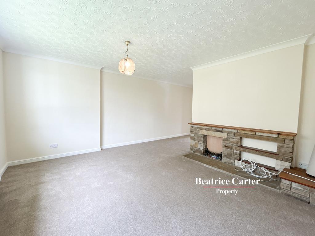 Property Image f82ee6e6-bfa8-43ee-afbd-dc3a79c4bf00