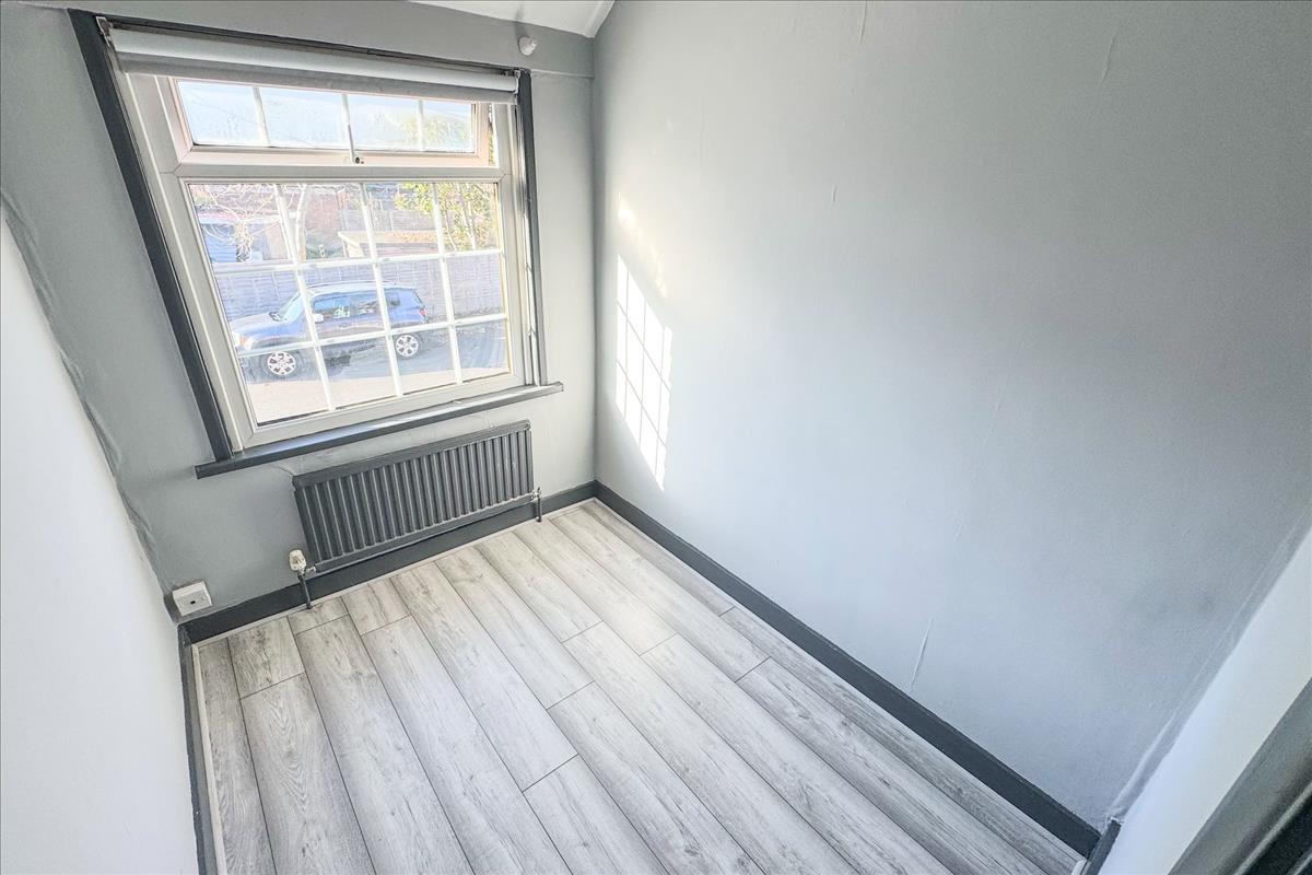Property Image f83df211-2349-4d35-9f75-118c3619ee59