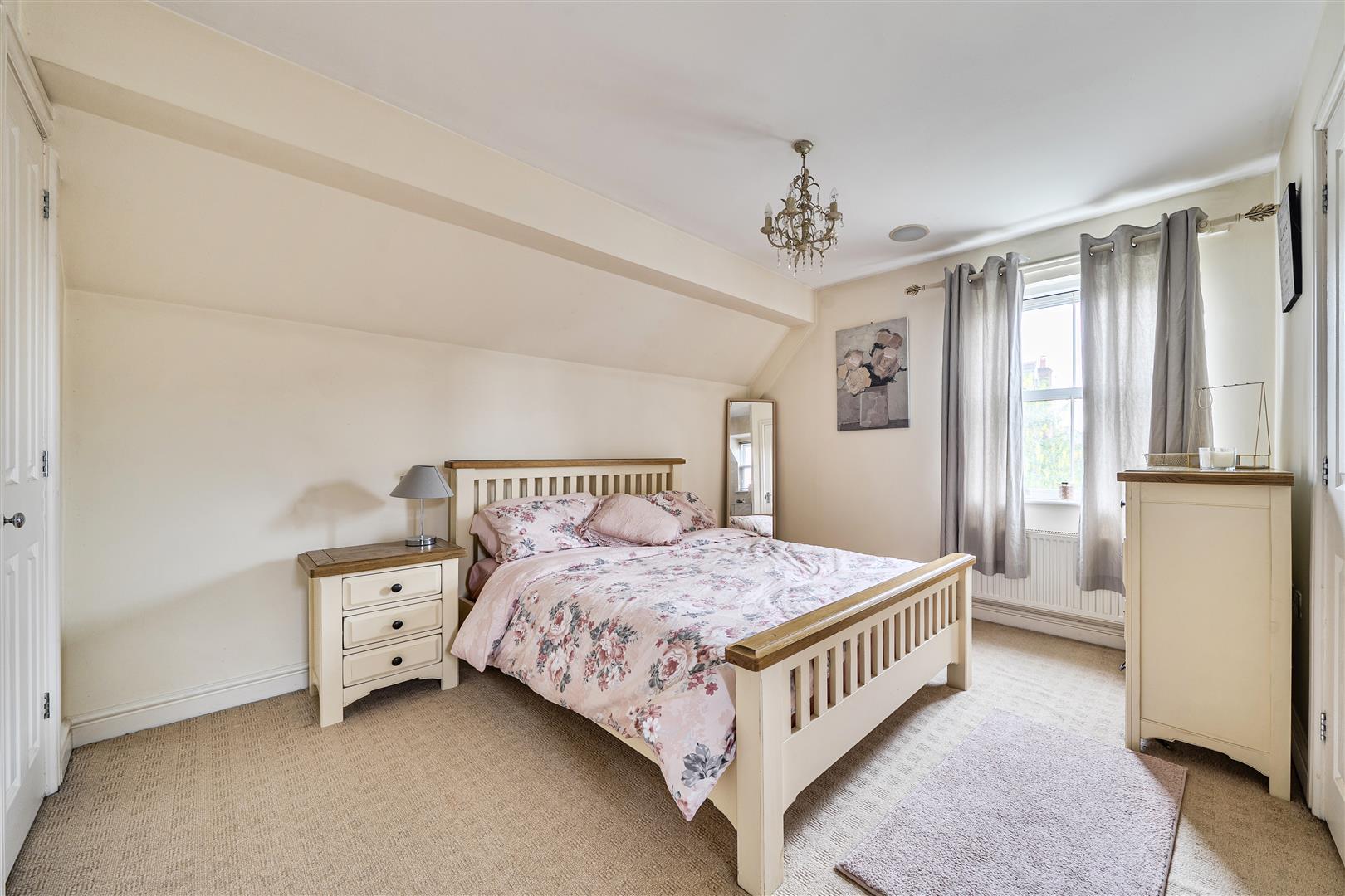 Property Image f83f4a59-ae02-46ab-84c6-ae83019d9aac