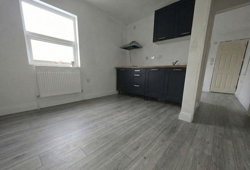 Property Image f84ee7f6-e204-4434-9e57-c98a21805afc