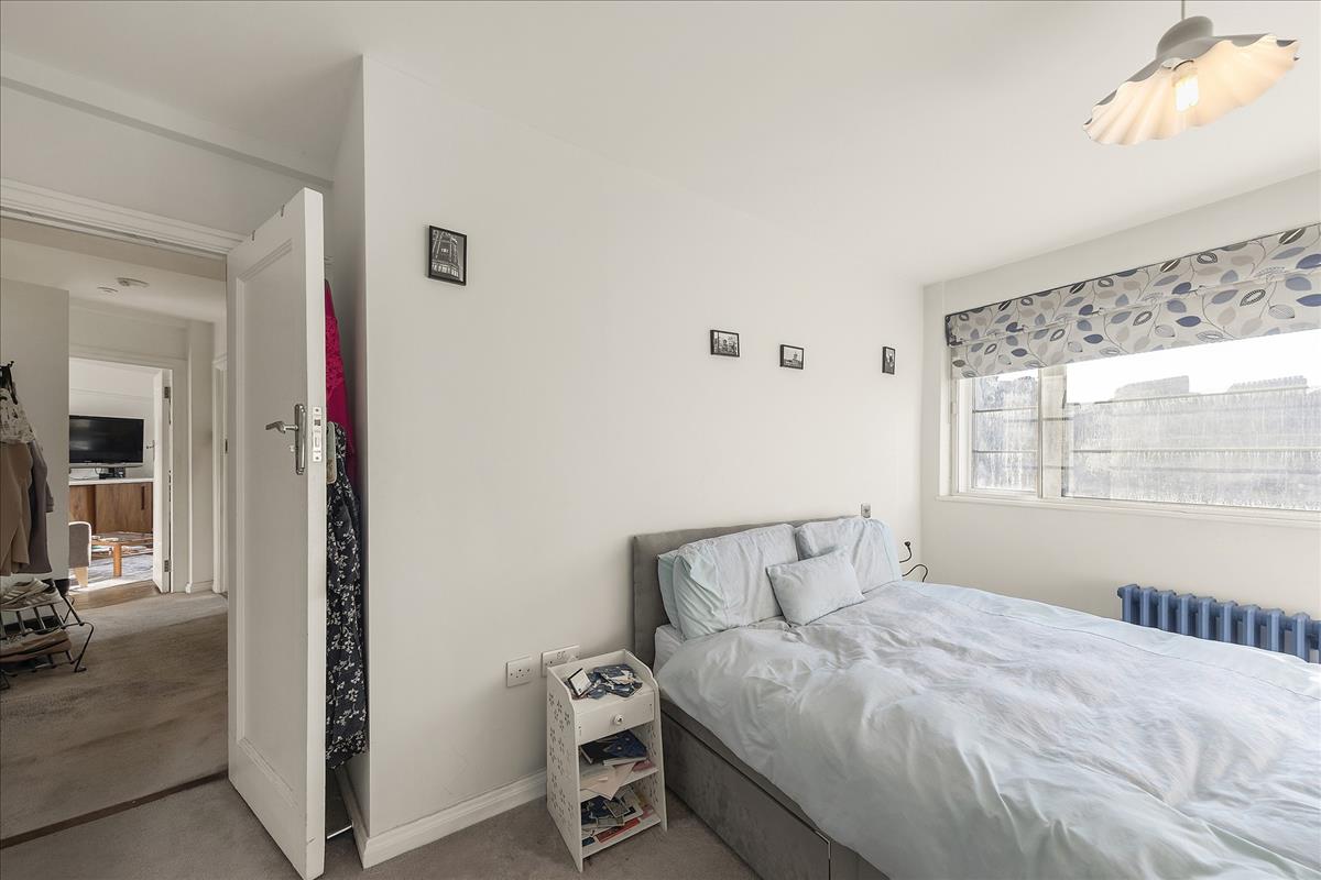 Property Image f85127cc-99d2-4091-bf12-23c3a9942bb5