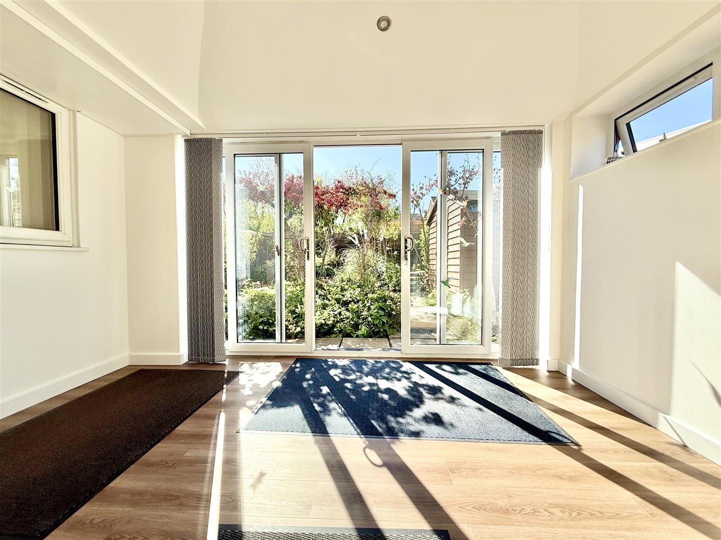 Property Image f855abc9-1eba-4ad1-95c2-489e2d317e5b