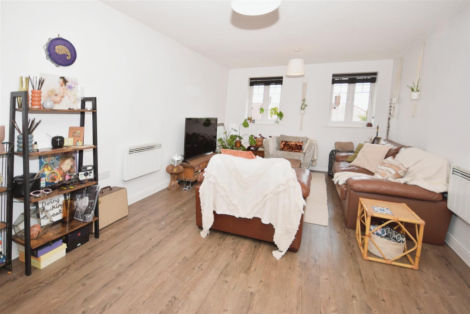 Property Image f85b4589-a988-41e7-9717-47359d82dc60