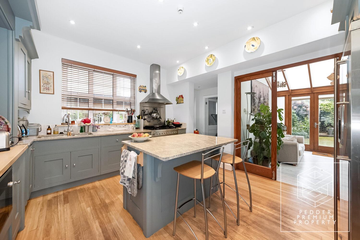 Property Image f85c04c1-db5f-477b-aacd-7c967872a4b4
