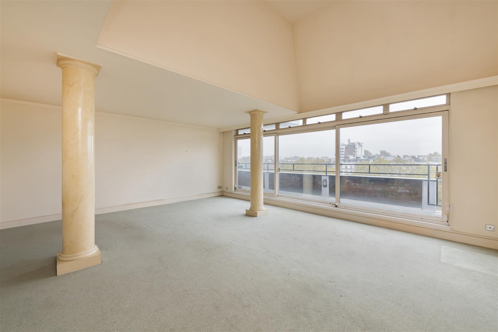 Property Image f86391cf-9a9c-46f8-87b6-356e424a07cf