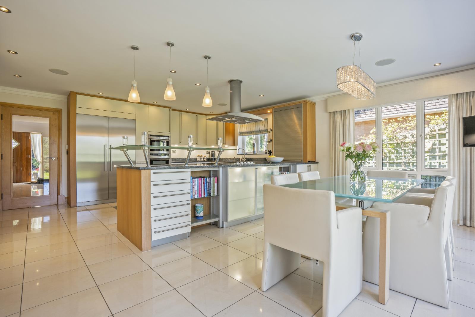 Property Image f863d8b8-6937-467e-b45c-4d8fcba4f5d3