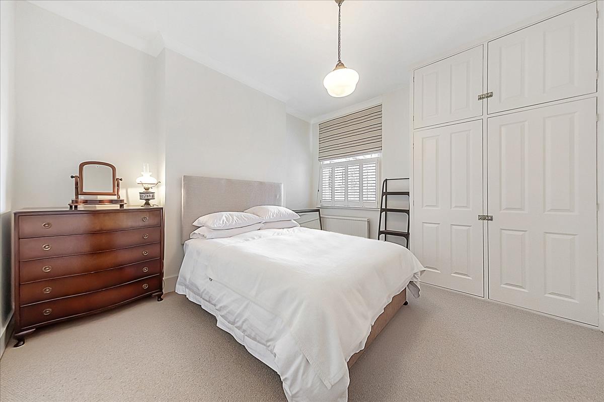Property Image f867d874-0f9c-438f-9d7f-d51e99451378