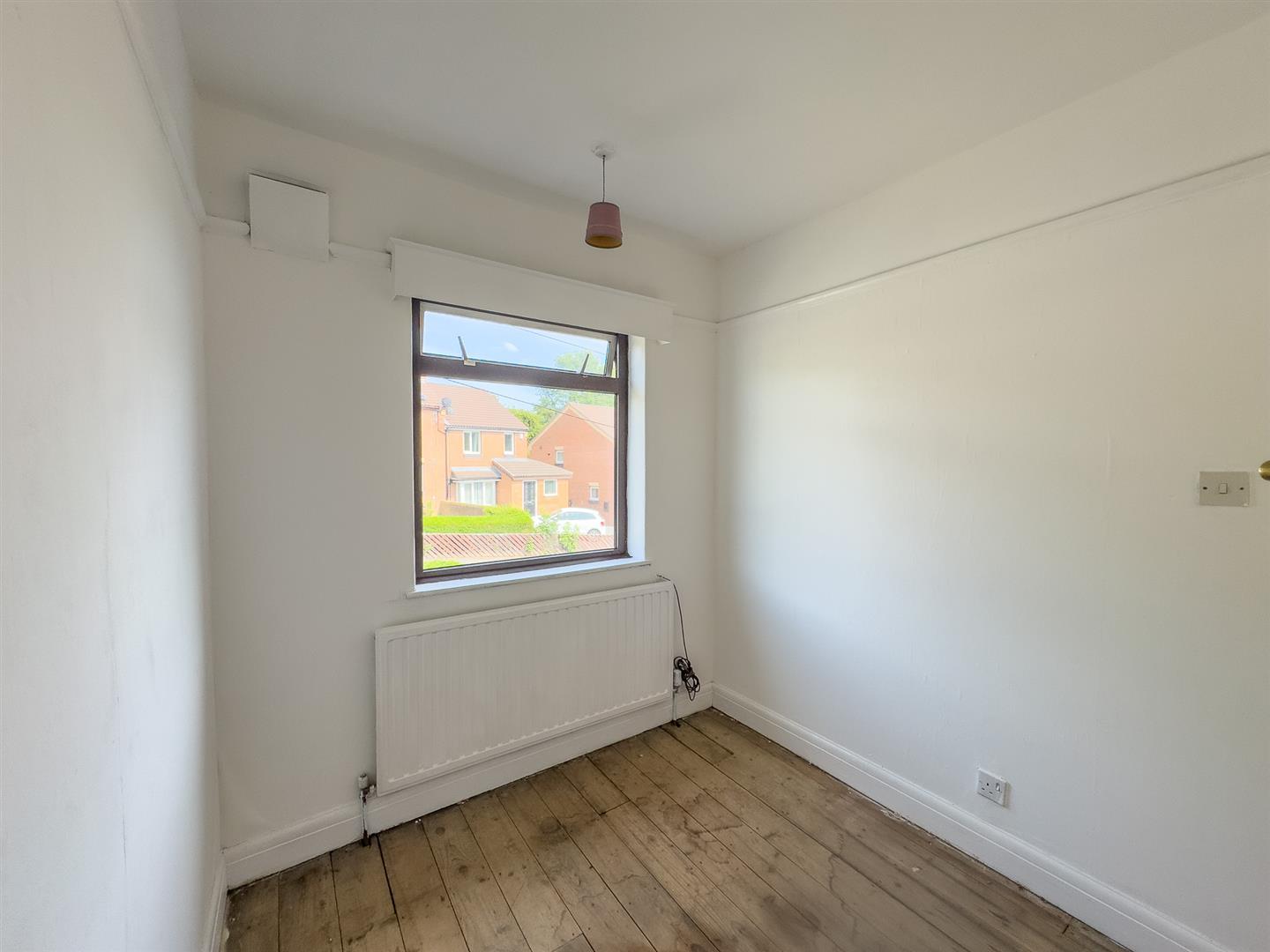 Property Image f8791be2-b45f-418a-8467-23beb82232ac