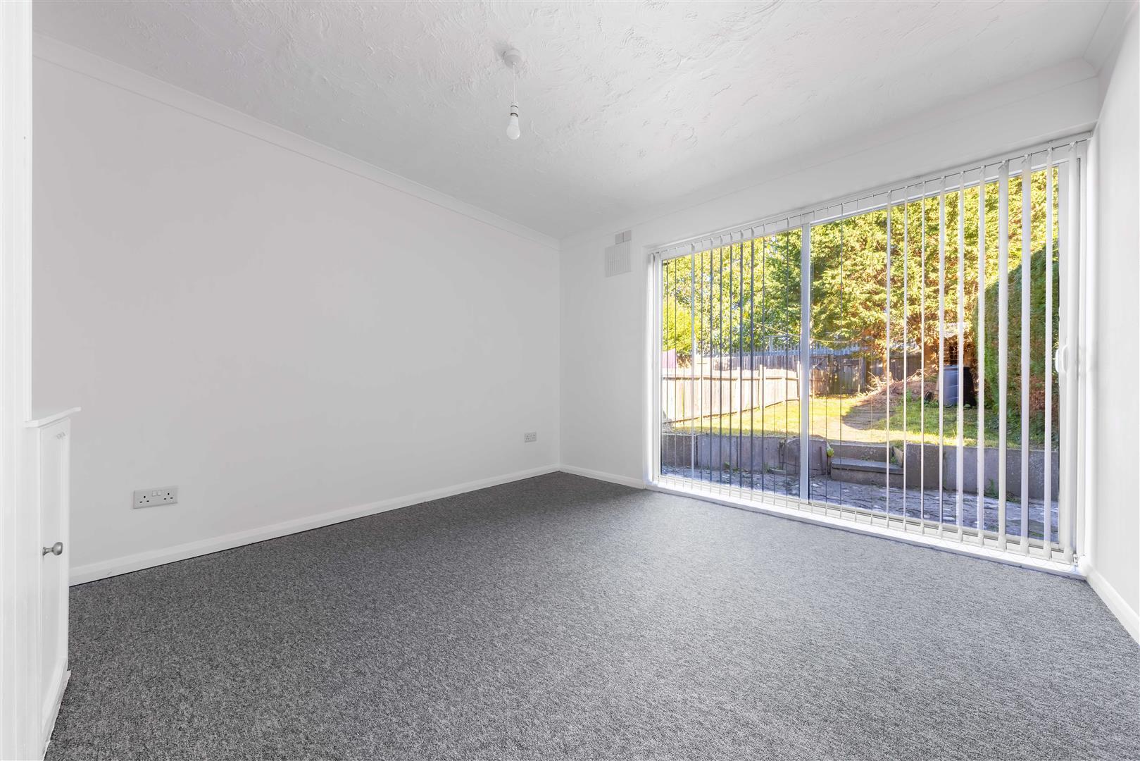 Property Image f87ce756-2a29-4b73-82b0-b7f211cf387e