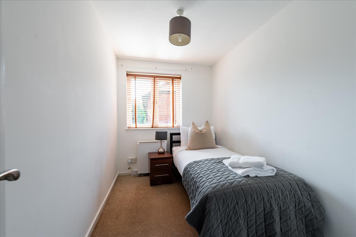 Property Image f87d7593-b616-44dc-ad66-53218cdef116