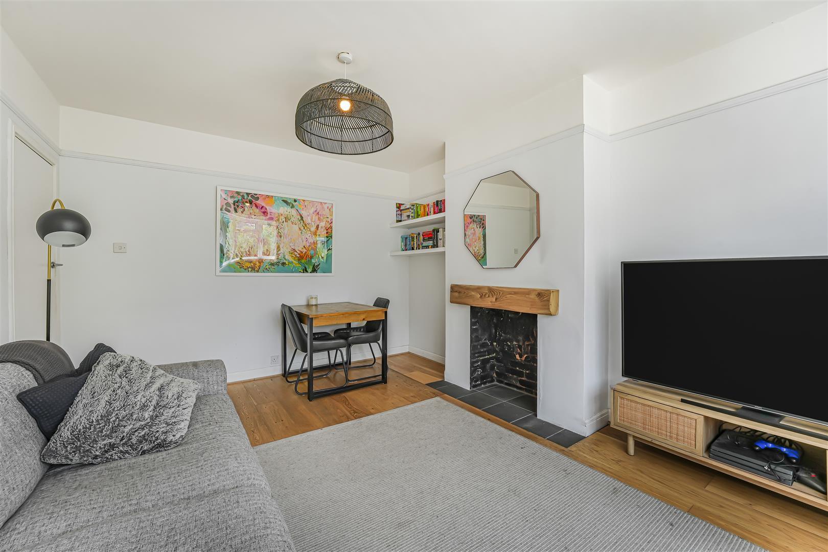 Property Image f89a7512-cc14-4ecd-8ece-353ea4f33edf