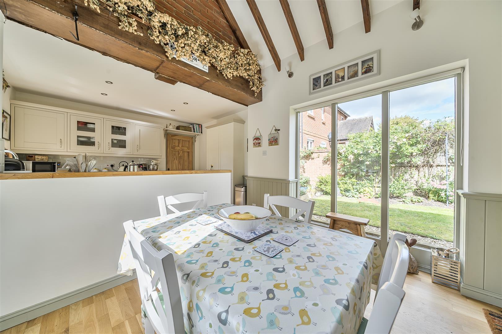 Property Image f89dd618-44fb-4643-9383-b95ac77ee18a