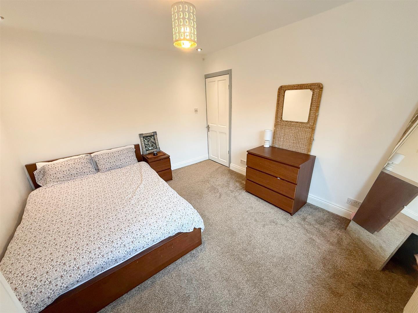 Property Image f8aafd71-22d0-4839-a292-f4508aac1413