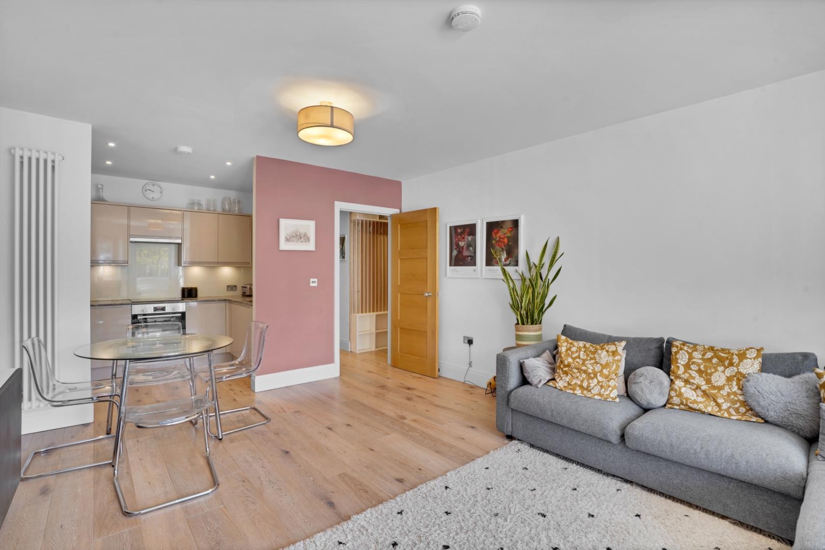Property Image f8b3bb12-5290-41b4-8487-113133f1ffc1