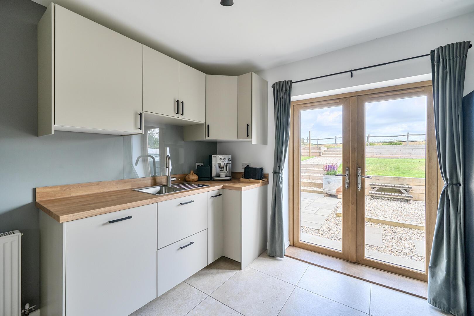 Property Image f8cf5cec-7422-44f3-9c21-e4d72d5de931