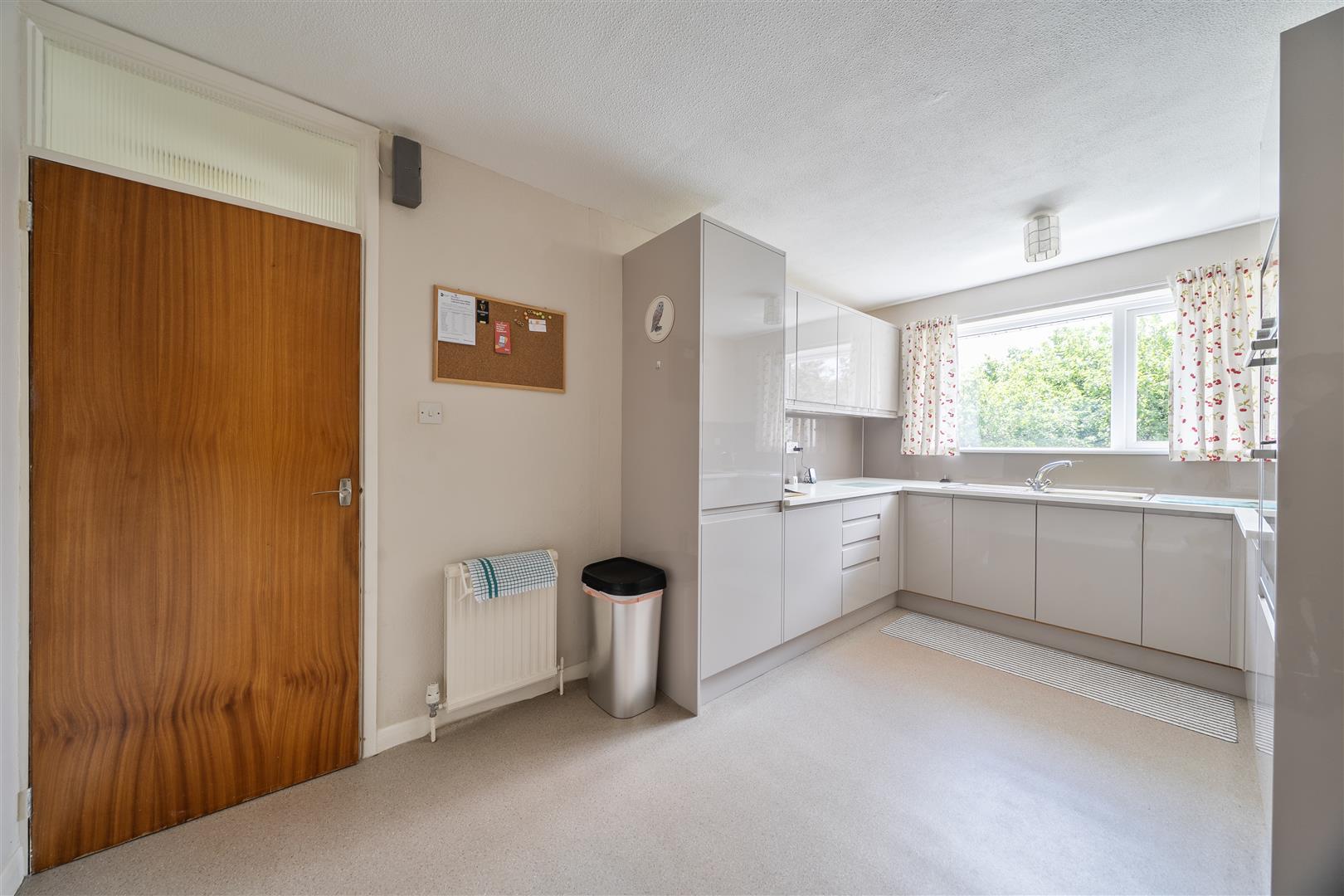 Property Image f8e433ee-6e2e-4734-99e2-7e36e431b236