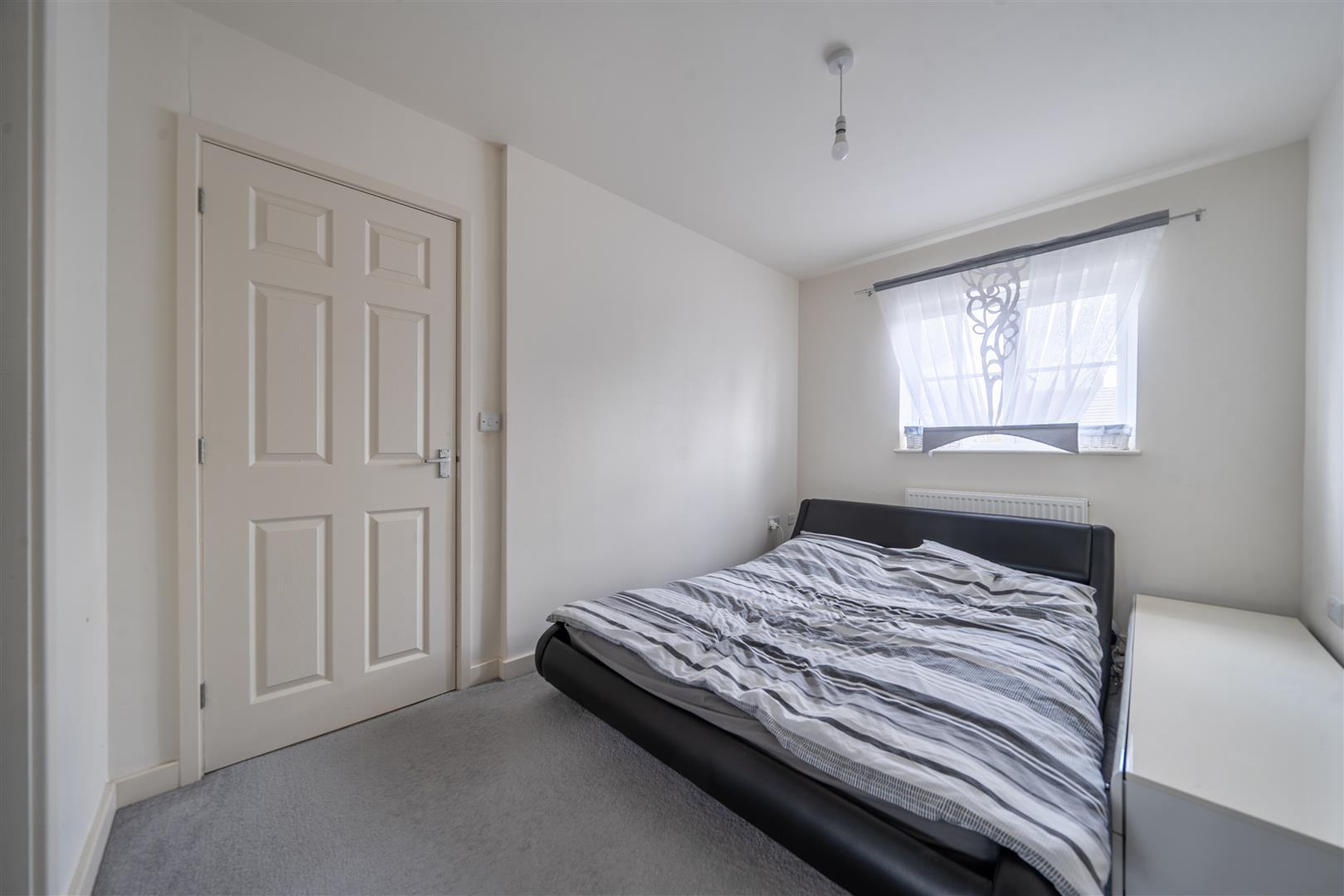 Property Image f8eea8be-d276-4351-a548-176e05c8d9f4