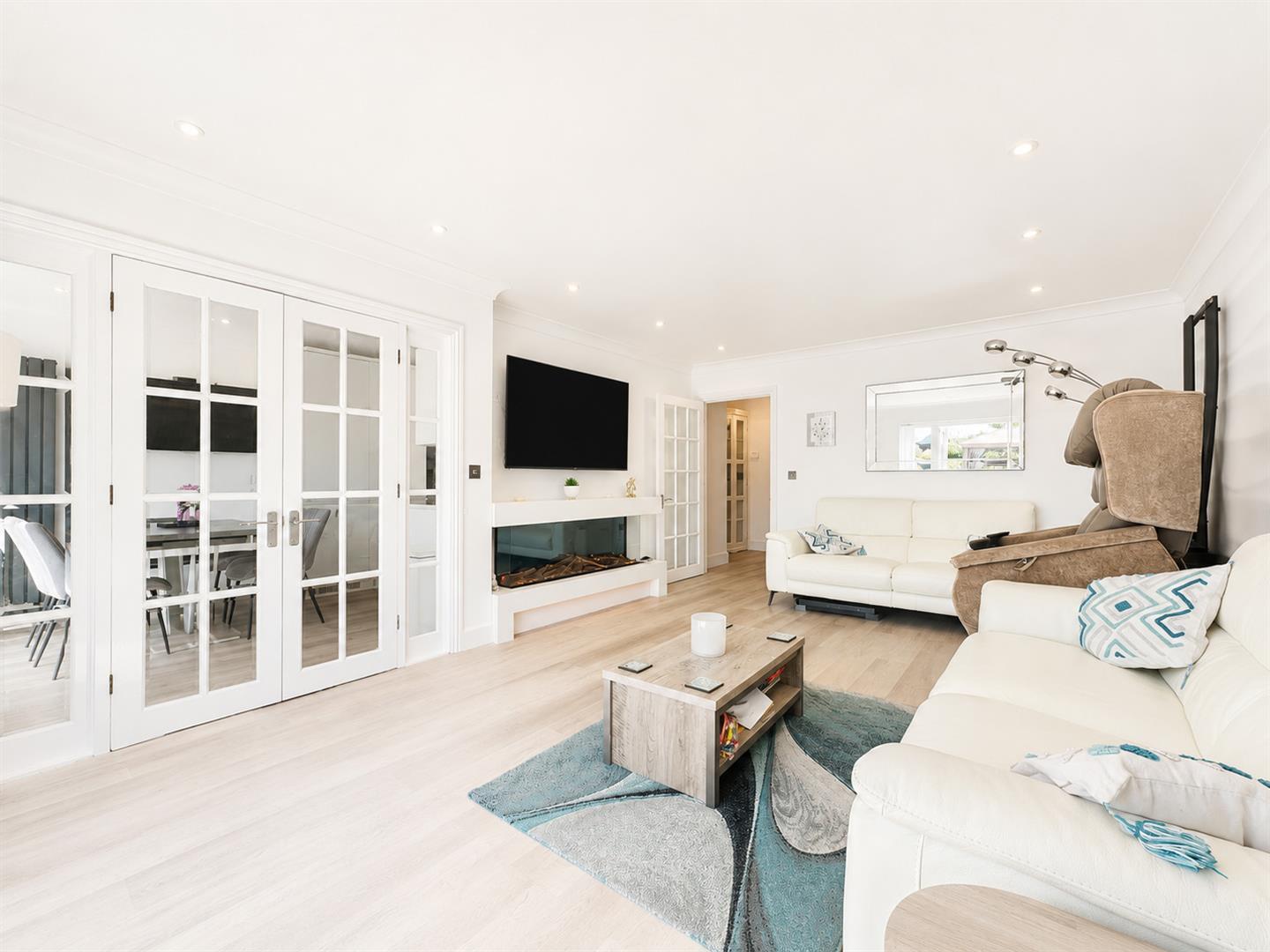 Property Image f8efa028-ee26-421e-a427-384e9e67a2dc
