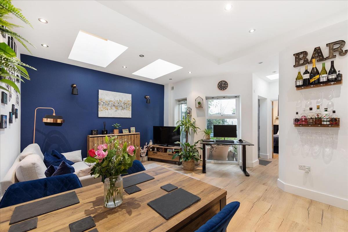 Property Image f8f032d4-995b-46d3-a98d-23de097ee278