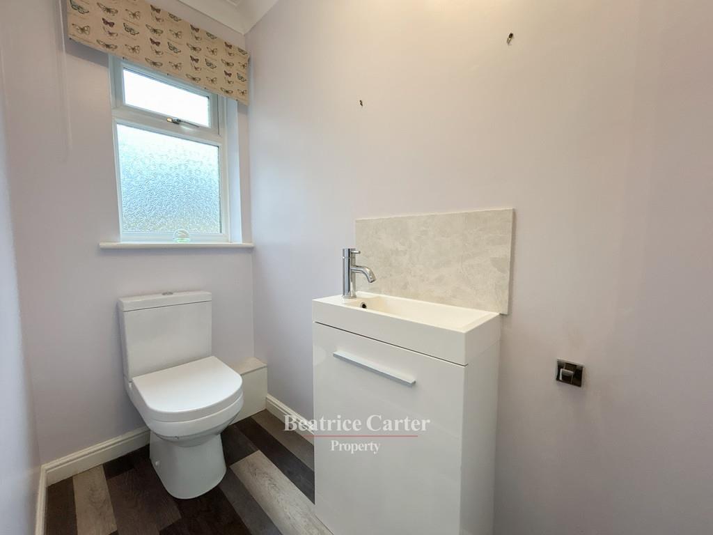 Property Image f8f3d67f-fc2e-4c04-ace5-c8b4eea91f2a