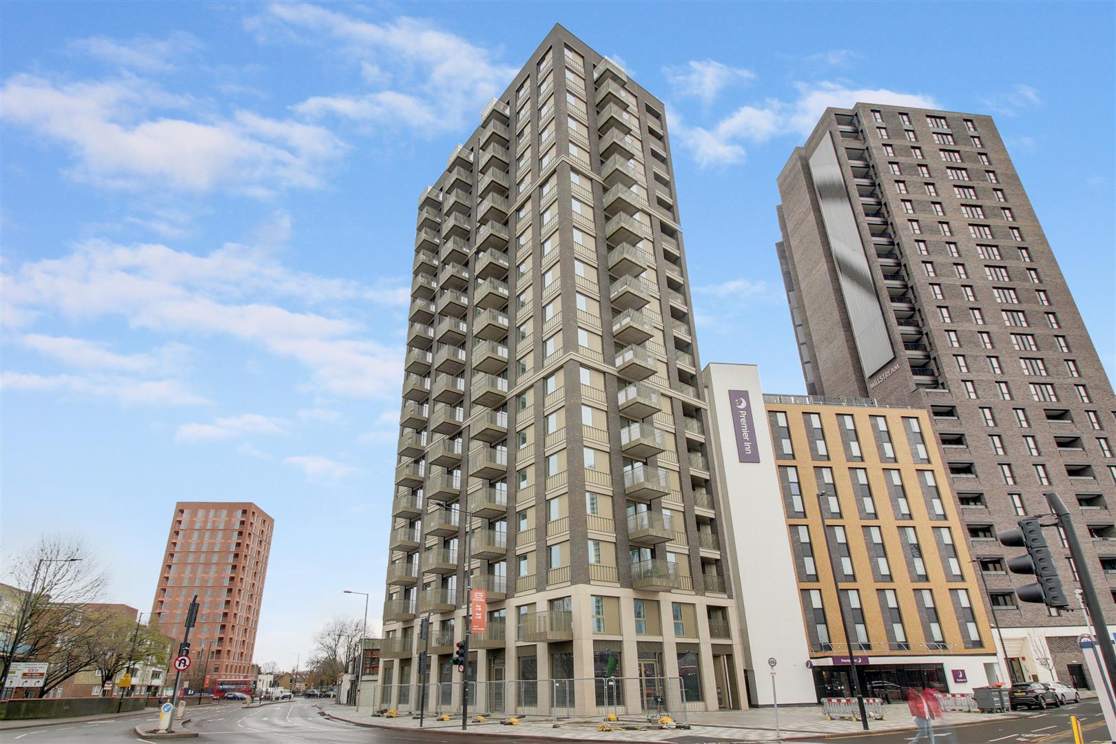 Property Image f8f9a59e-066e-4e96-b30f-a44caf7cf073