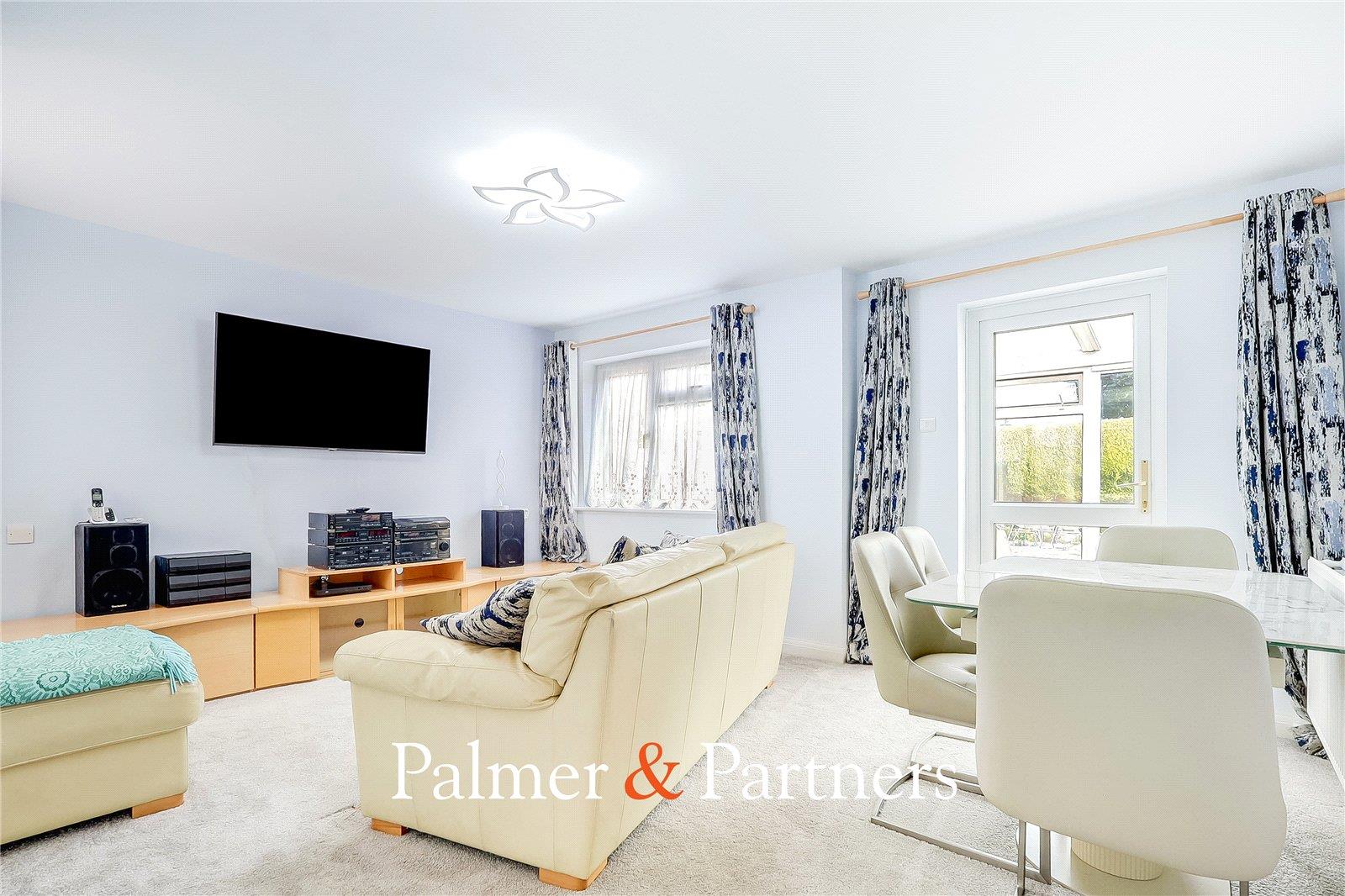 Property Image f906d447-c6d2-4e69-8750-8543f52dbd42