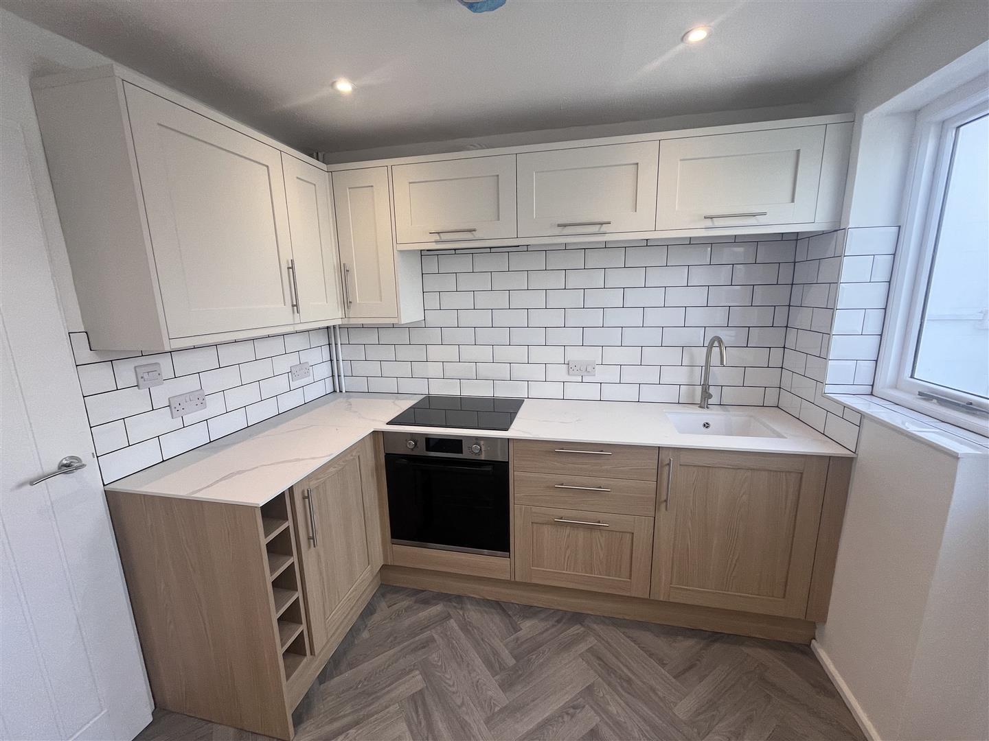 Property Image f90753a3-d40e-4dd1-955c-9cbc1927a7fd