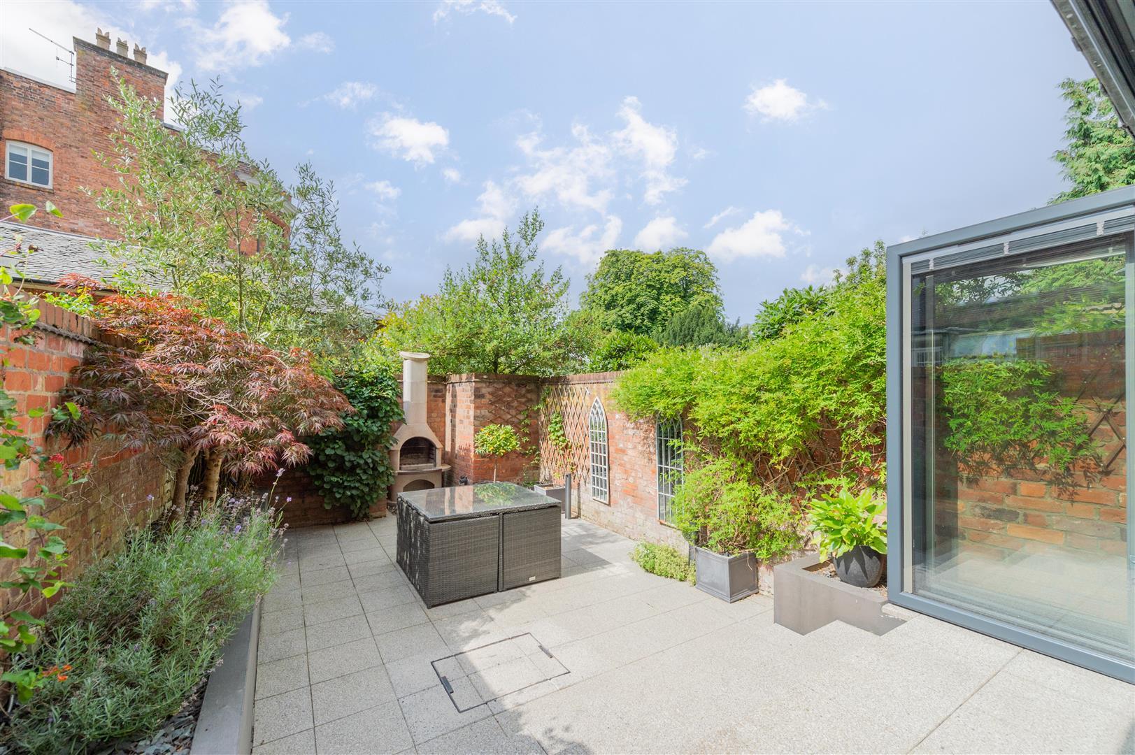 Property Image f9142373-2e33-46dc-9968-ba76c37c8f1b