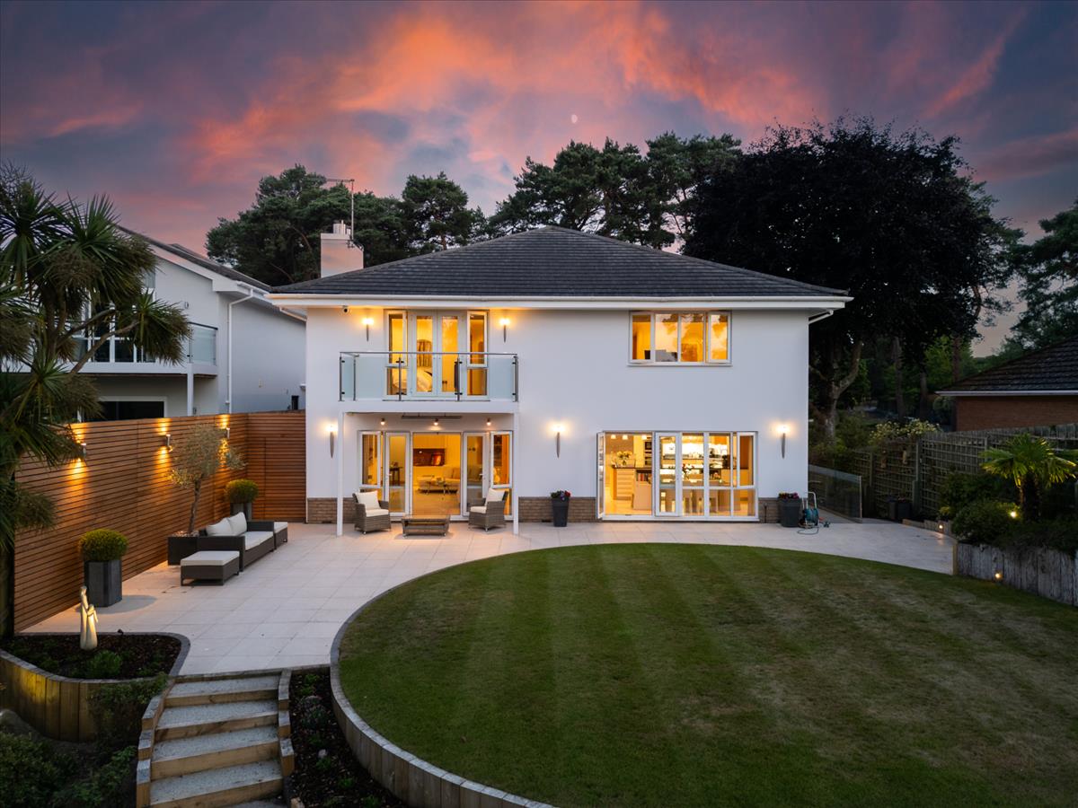 Property Image f9173e50-9b5e-401e-8334-8b4eafe2f9e1