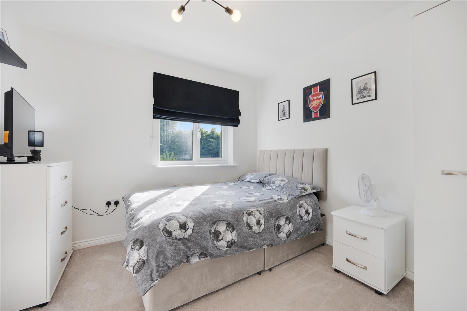 Property Image f92304e8-206d-4802-8cbe-84cd2f3f4cde