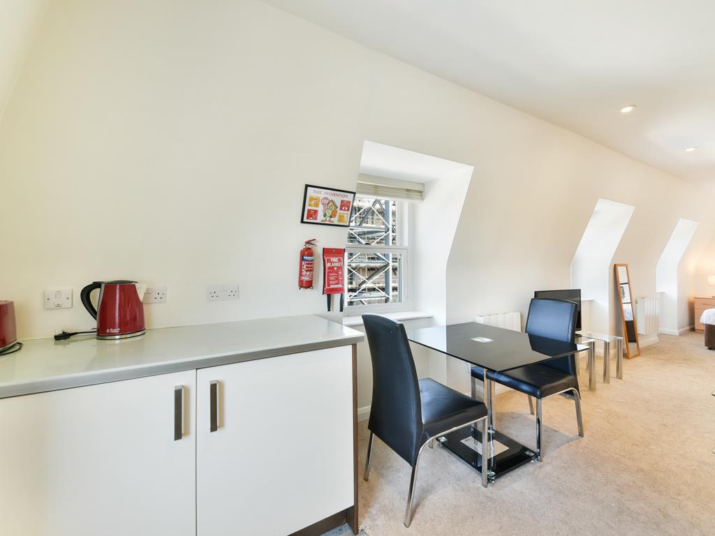 Property Image f92d0c57-07ea-49f6-ba39-0614c1851e0d