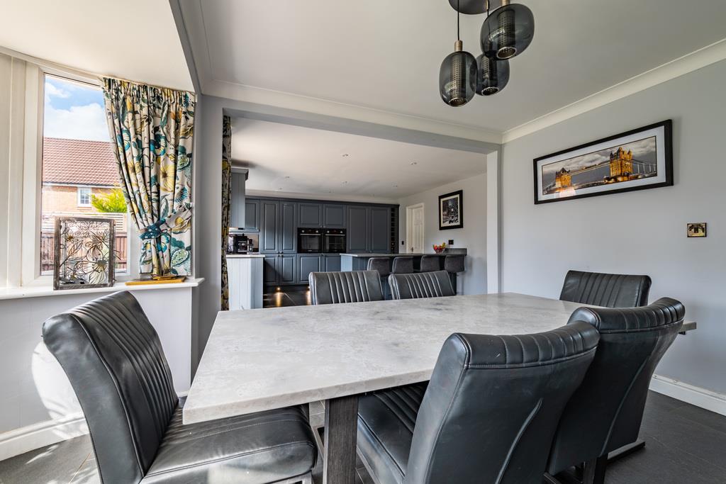 Property Image f930039b-c89f-4a73-a007-623cdb15eb98