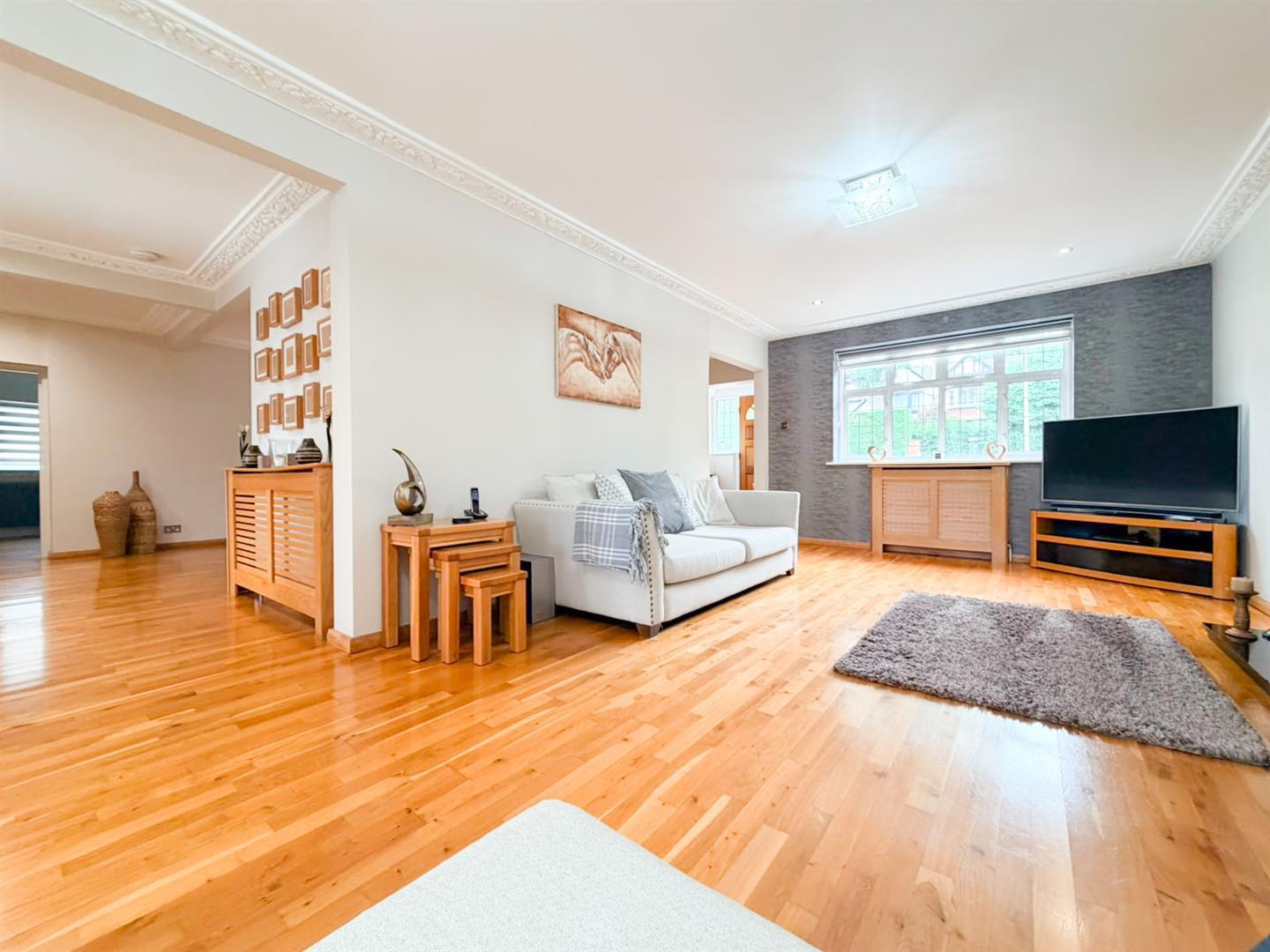 Property Image f9383d77-20f8-445b-b5b6-4b7d4542d10d