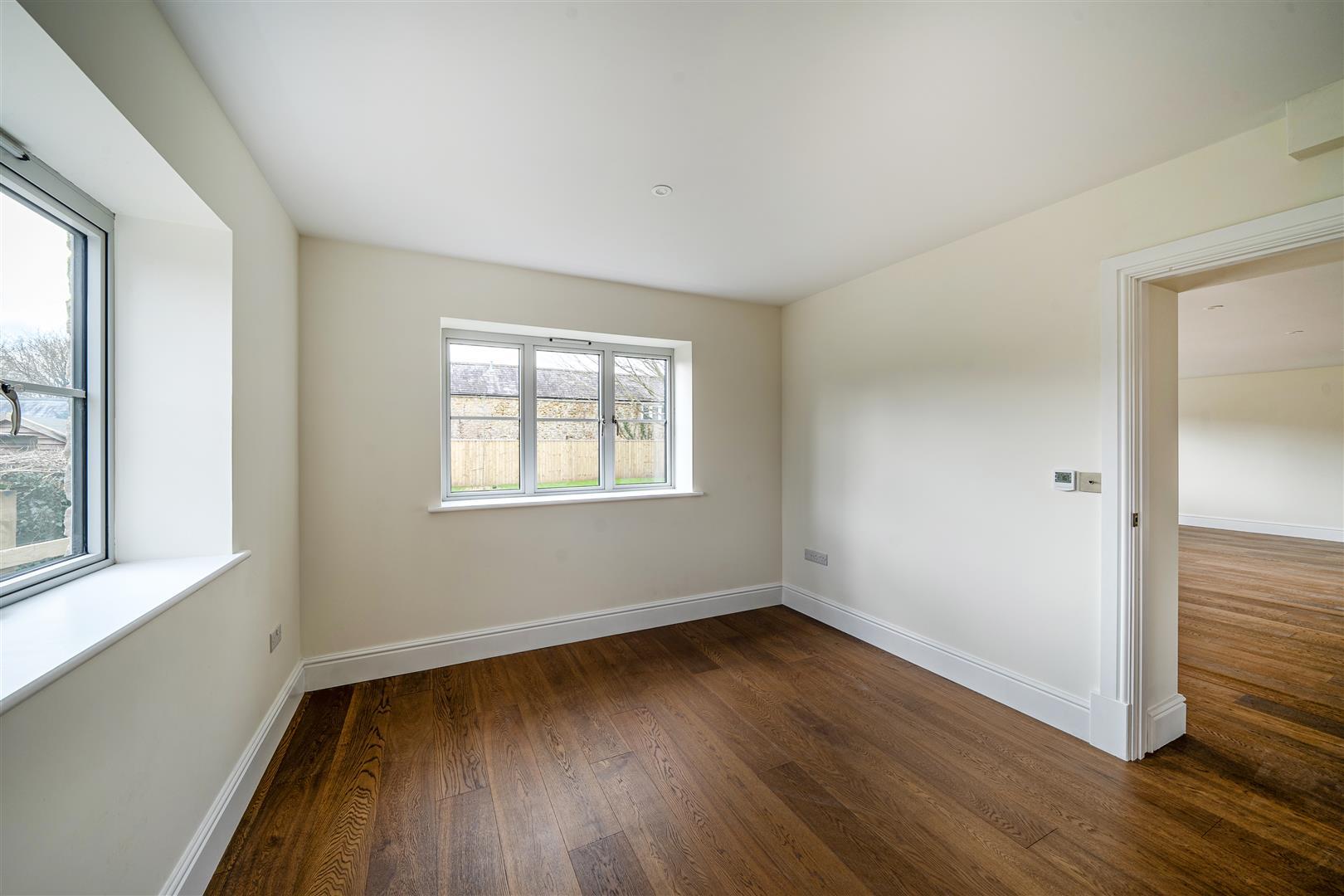 Property Image f93e3635-1bea-4b31-9b22-8a63688344ba