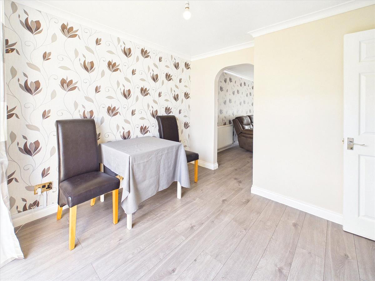 Property Image f93e41b1-9f06-4342-8f0f-98ca0de710da
