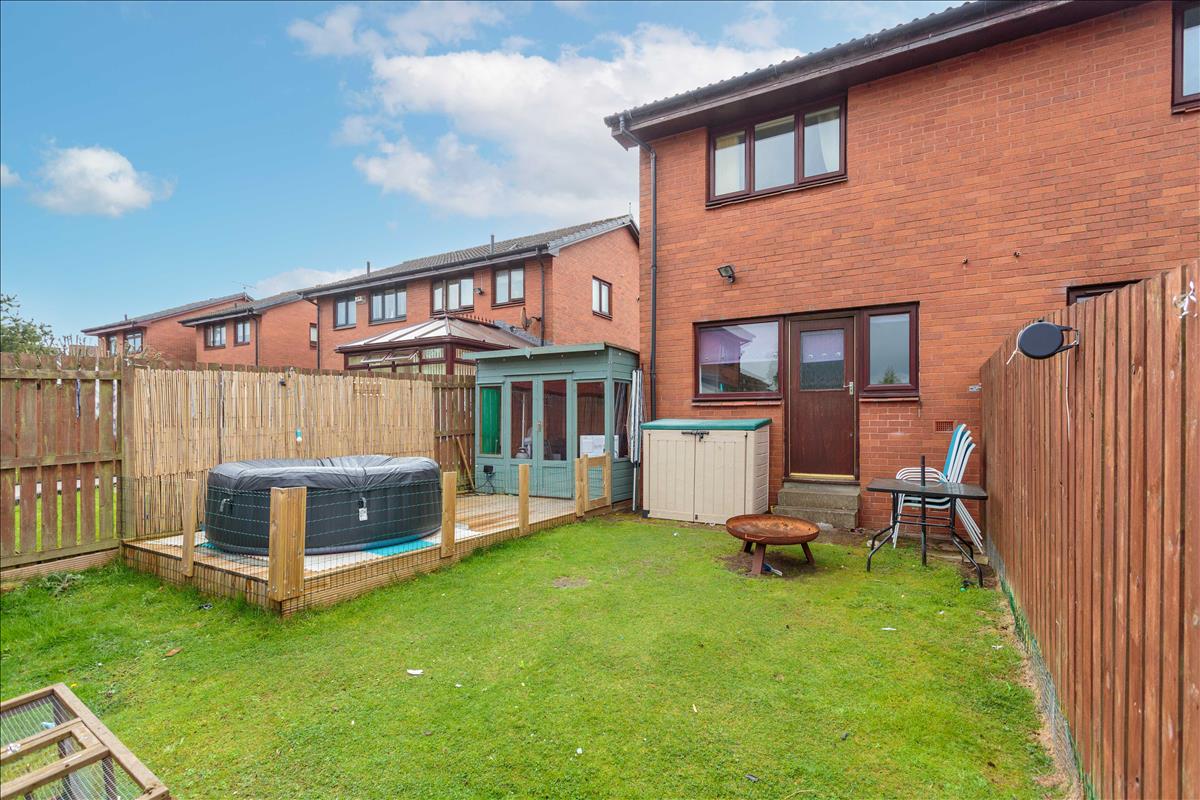 Property Image f9469810-f843-4adb-9a9a-3d094f213e3a