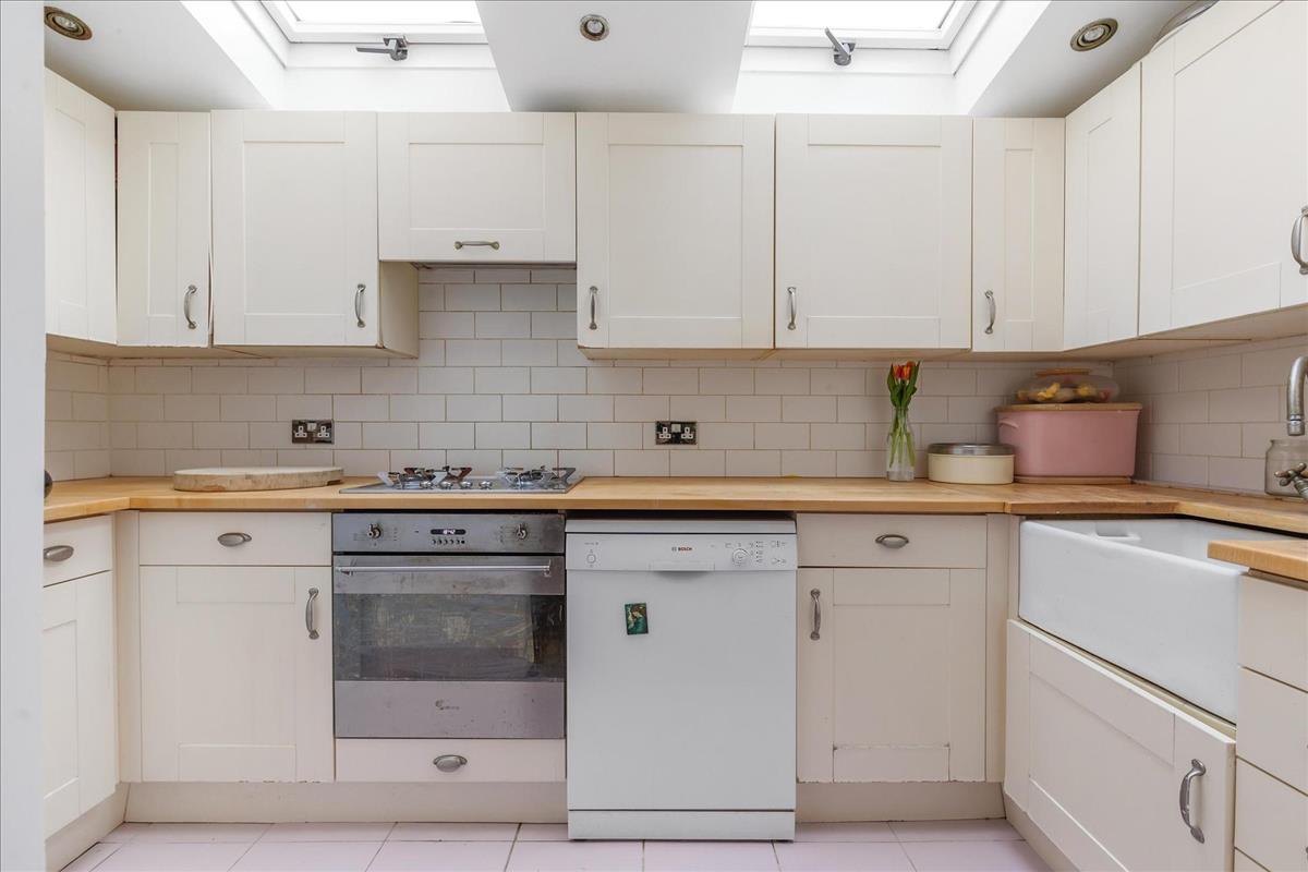 Property Image f956c46a-ea43-4321-98c0-881490a64059