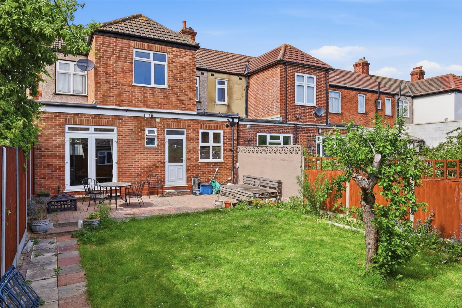 Property Image f9640ac5-4b98-4ddb-adfd-9b34203db757