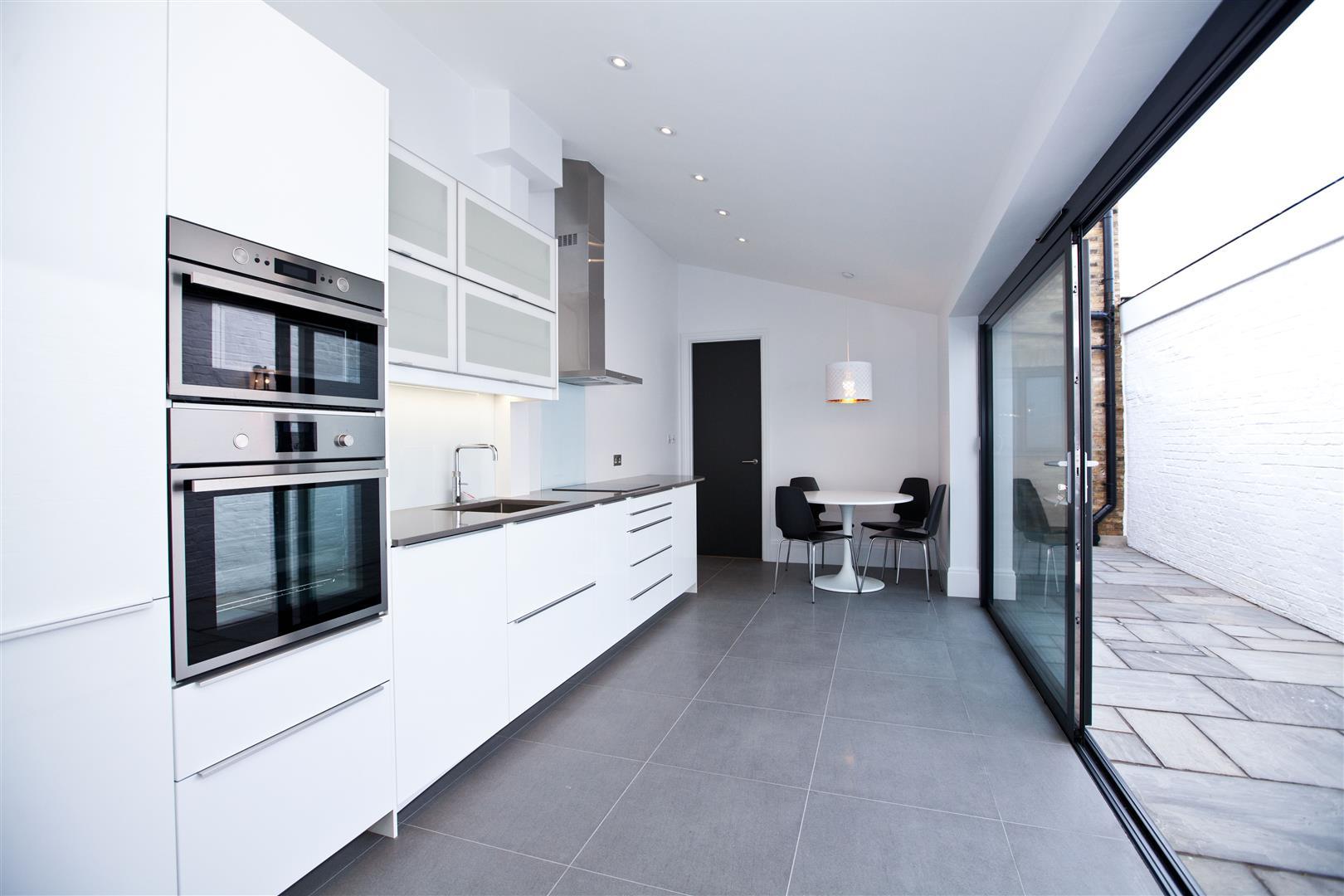 Property Image f97076b4-d1c7-485a-bbc7-95cb7d02438f