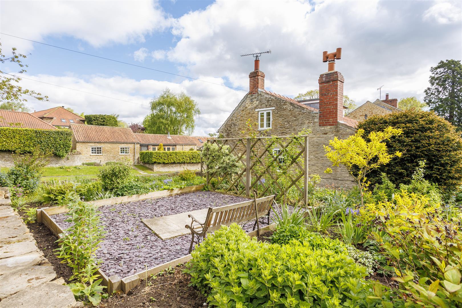 Property Image f97aba2b-f9eb-4a1a-b3e1-45a8b3465a6f