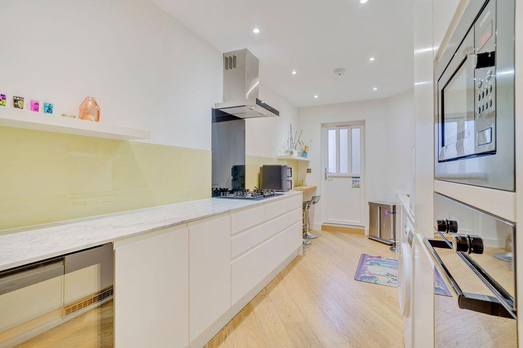 Property Image f97e5041-b039-46e1-b74e-744a7391c37e